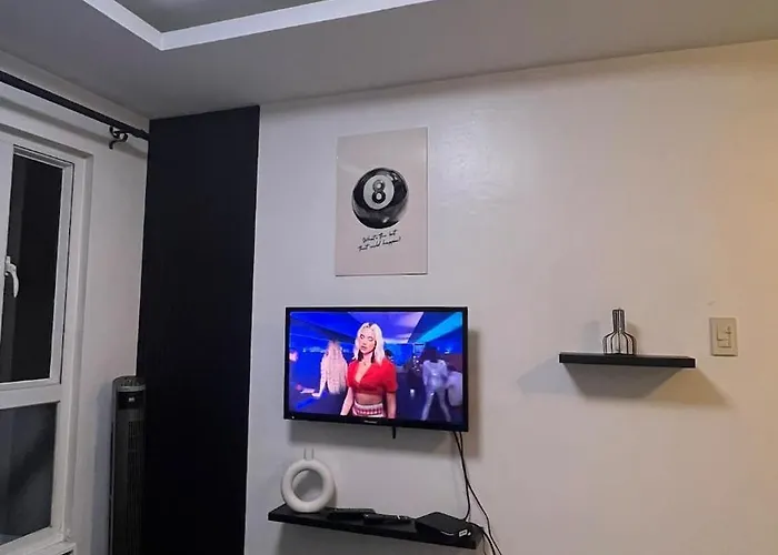 Jfs Staycation - Elegant & Stylish * Manila